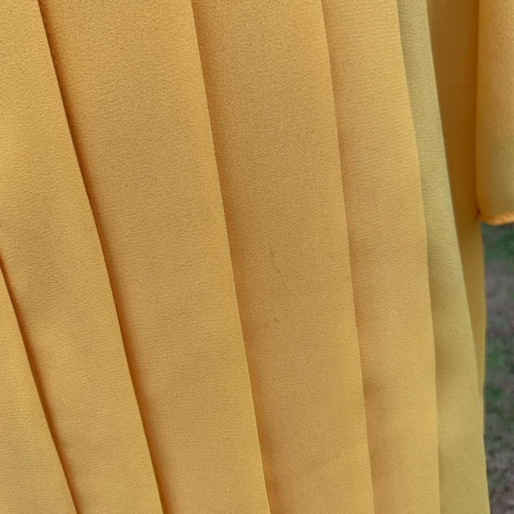 Vintage Pleated Yellow Canary Blouse - Picture 3 of 14